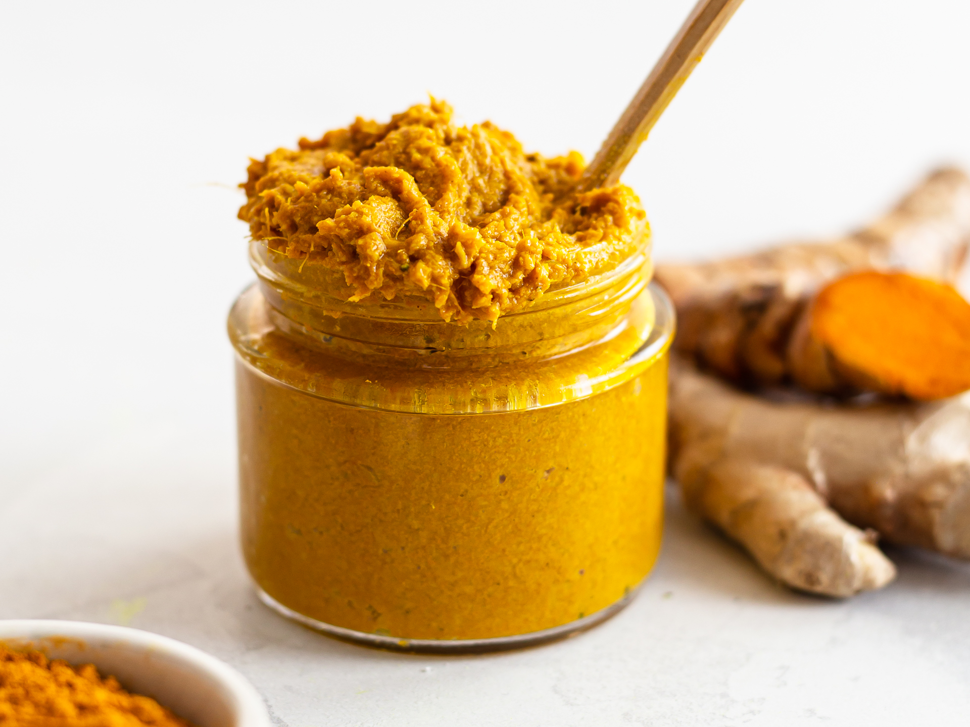 NoCook Turmeric Golden Paste Recipe (for Curries & Lattes) Foodaciously