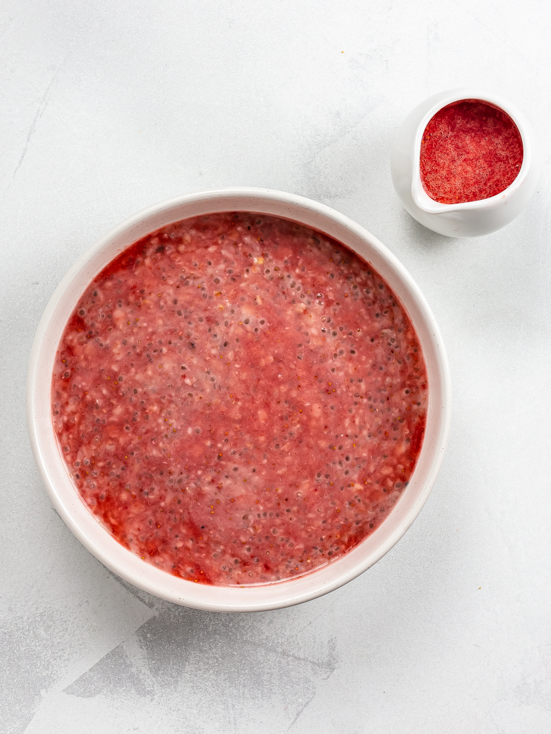 oatmeal with strawberry puree