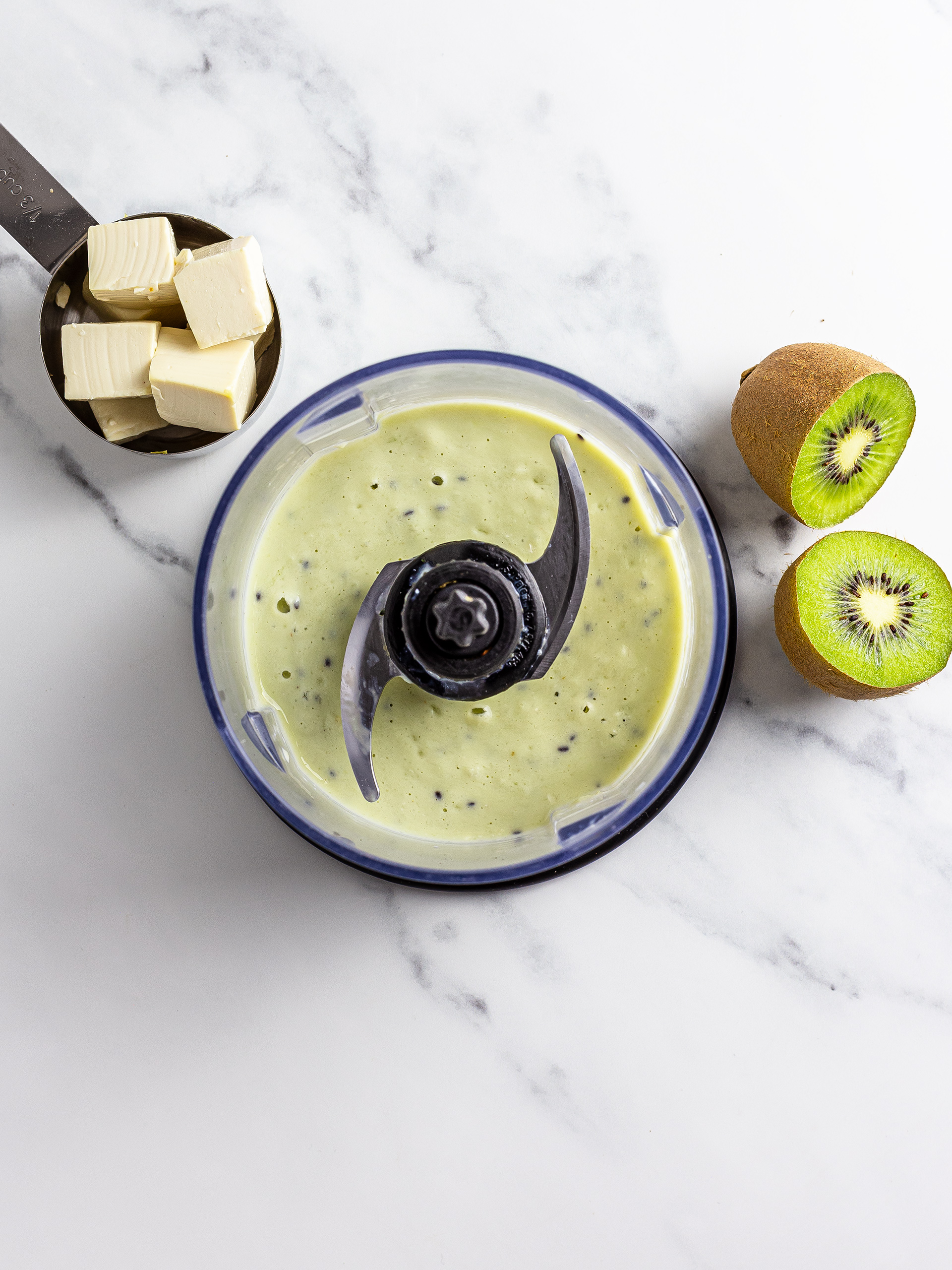 Silken tofu blended with kiwi fruit