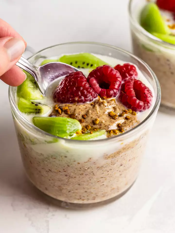 Overnight Raw Buckwheat Porridge