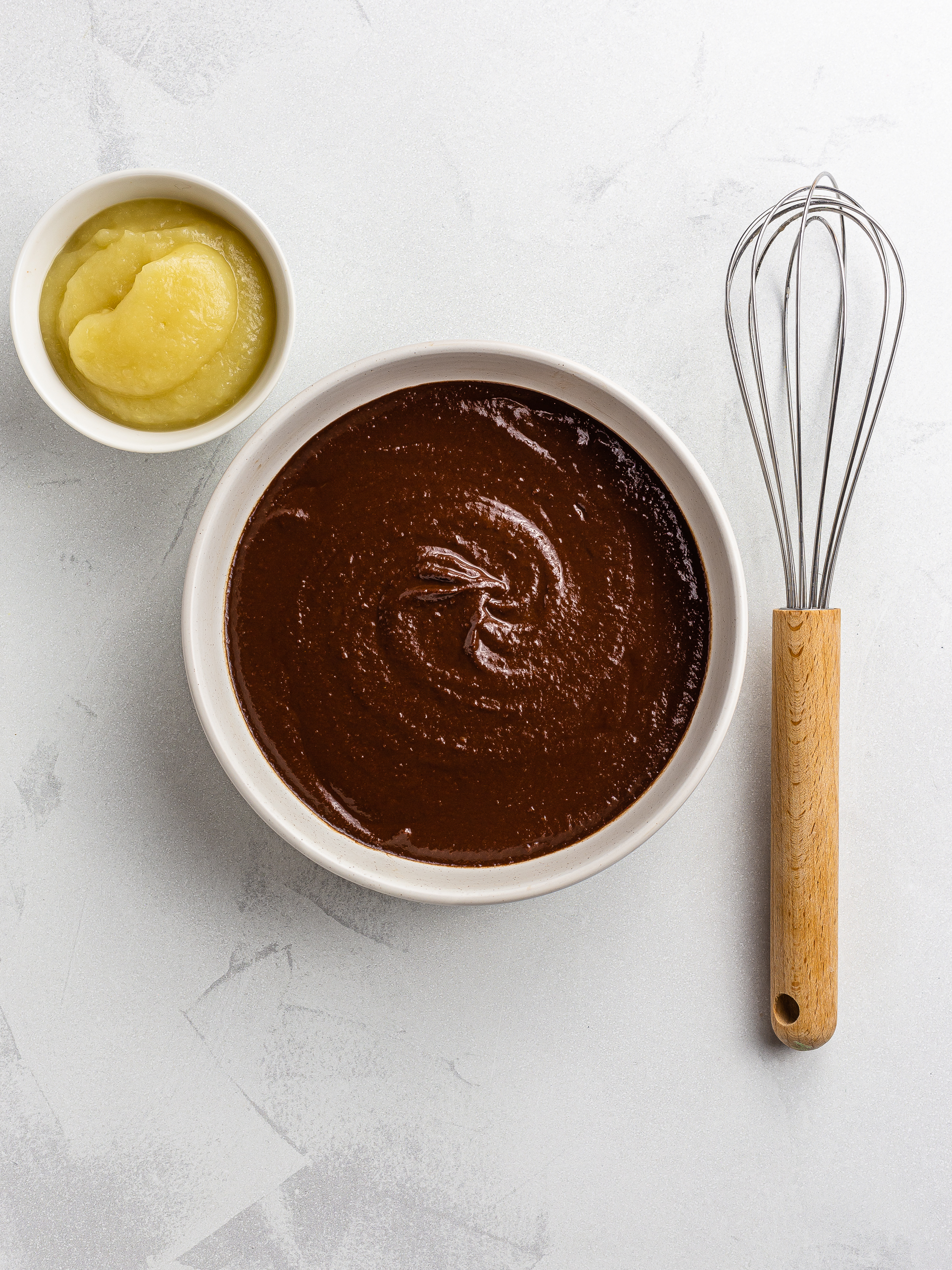 chocolate frosting with applesauce