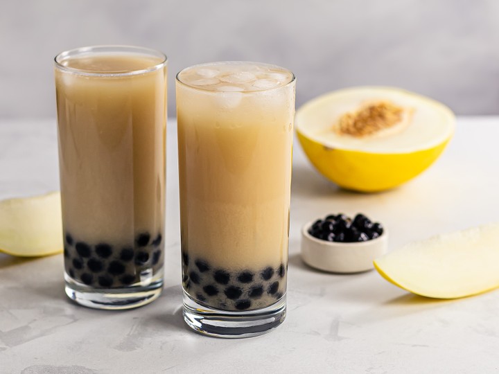 https://cdn.foodaciously.com/static/recipes/2723b228-5add-435c-a789-191d15186088/honeydew-bubble-tea-1f1c607bbc5f4cbb210cb2e2134738b8-720-q90.jpg