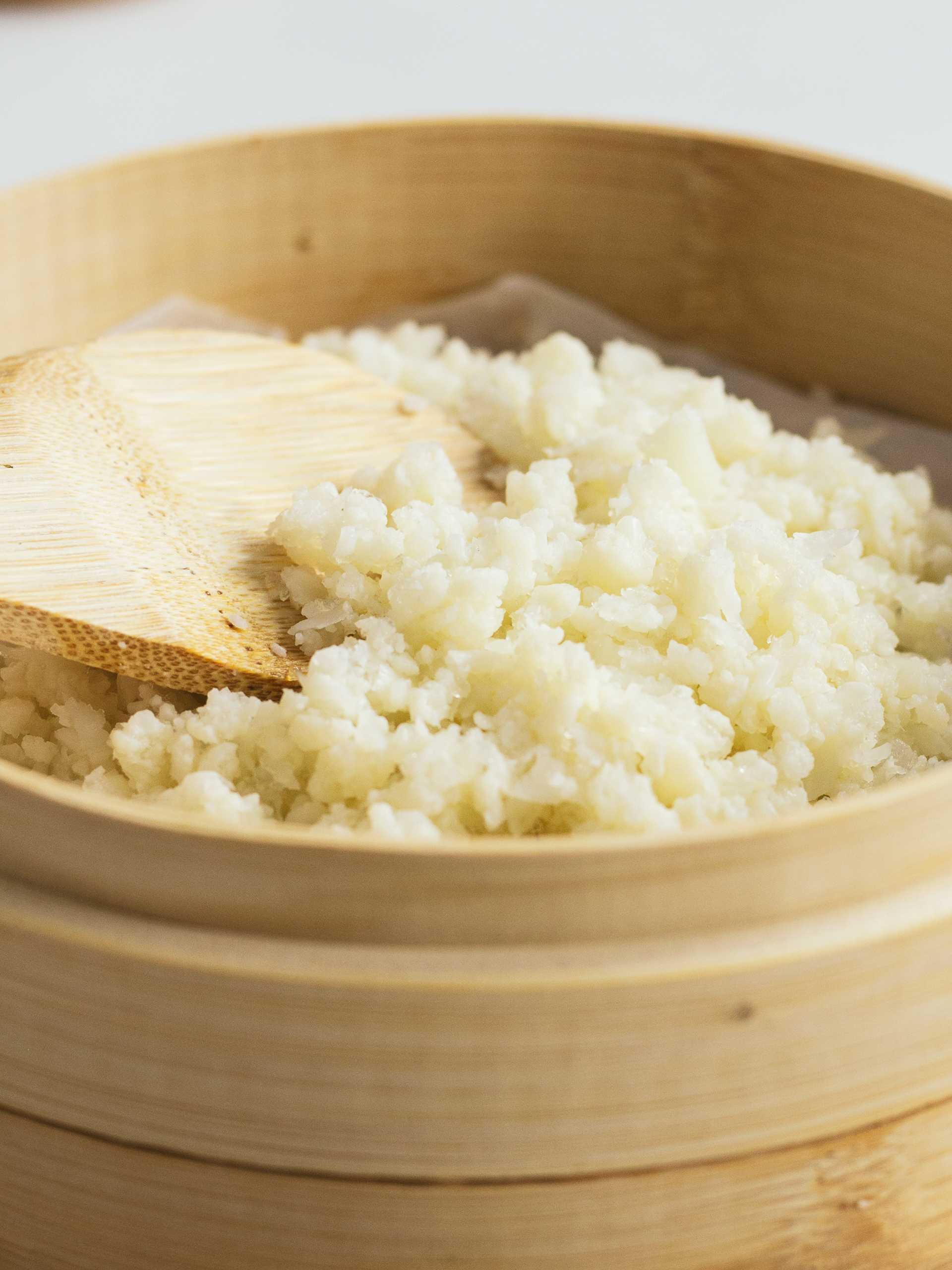 Low-Carb Sticky Cauliflower Rice for Sushi