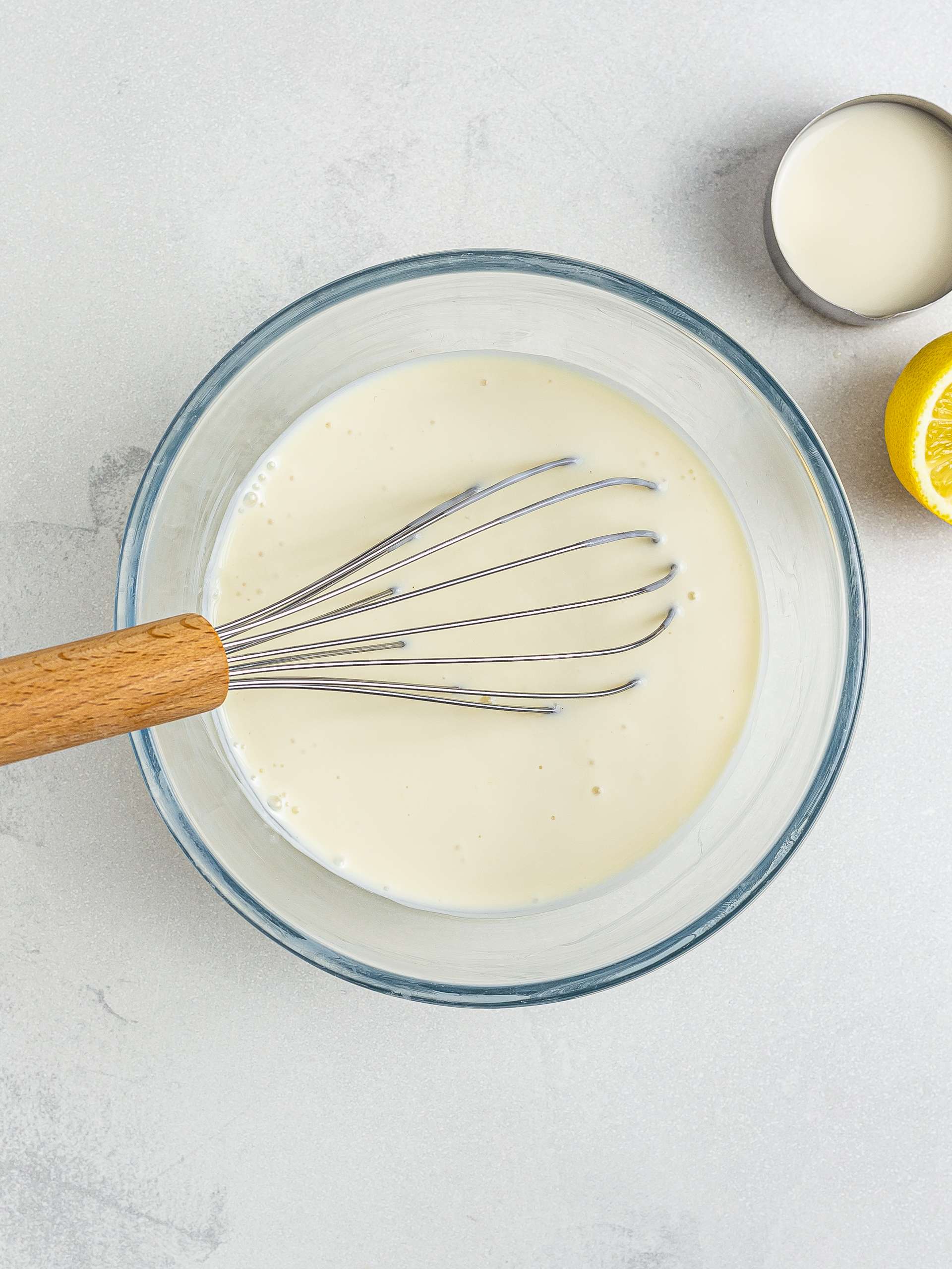 Vegan buttermilk with soy yogurt and lemon