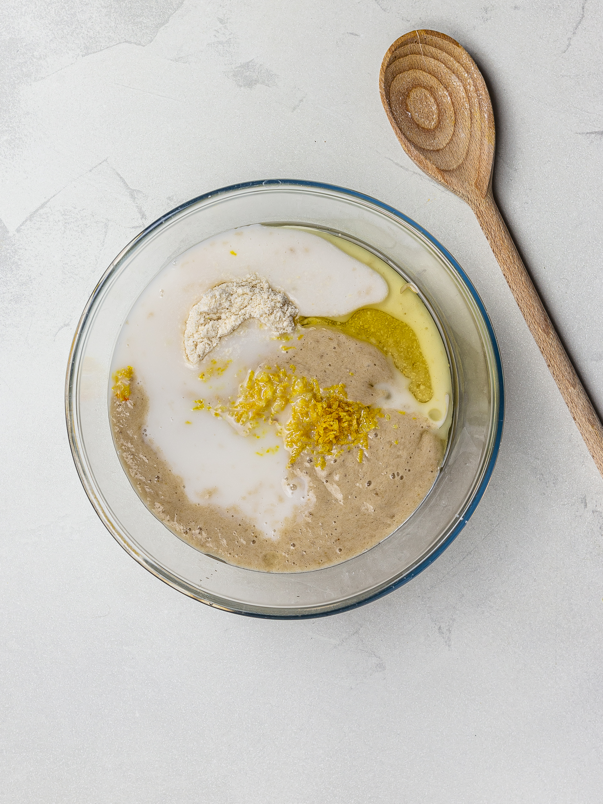 lemon chia seeds ingredients in a bowl