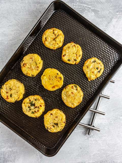 Oven-baked aloo tikki potato fritters