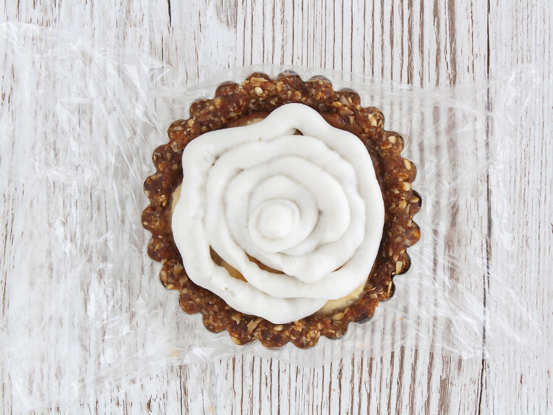 banoffee pie with almond cream