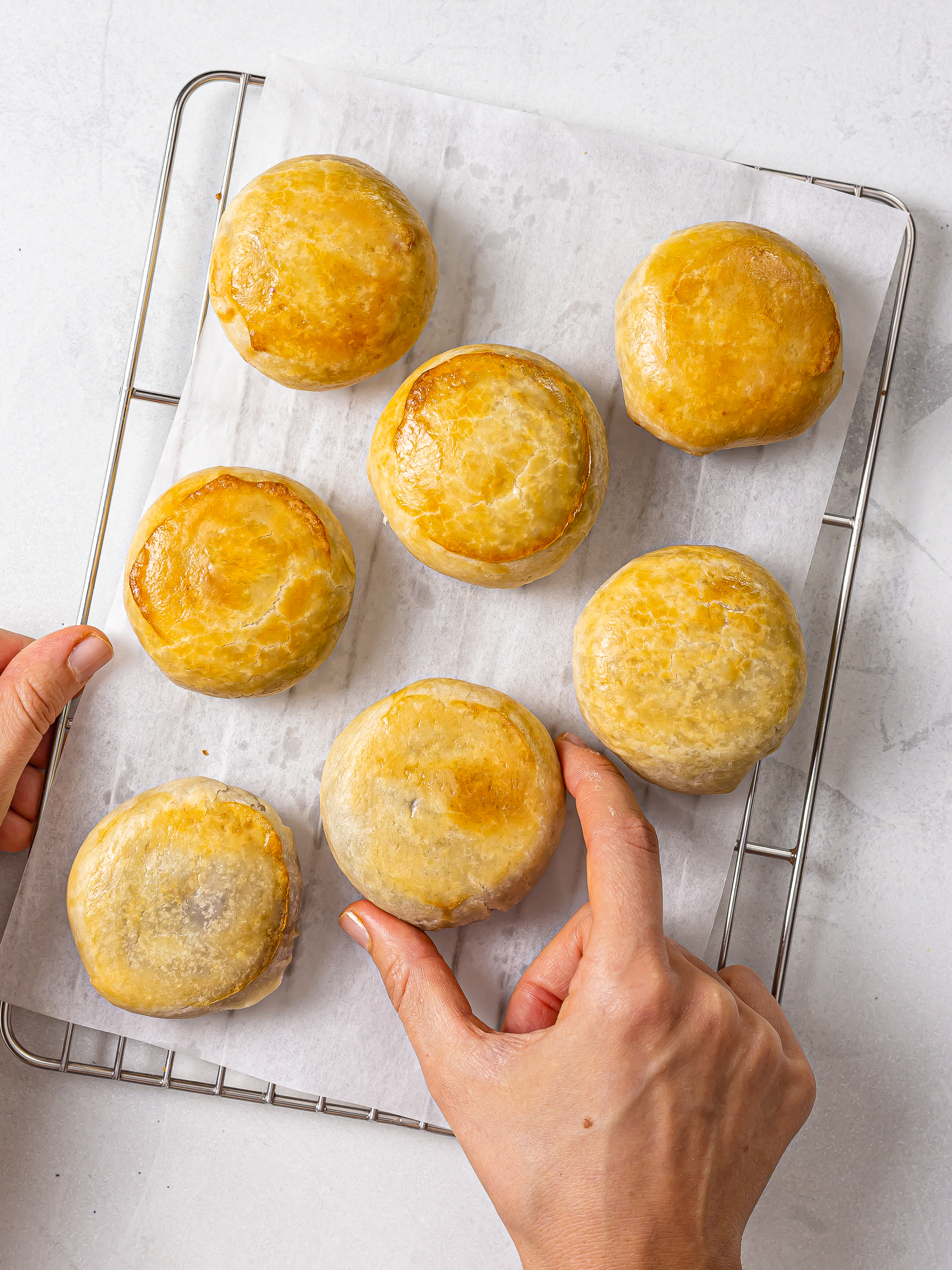 baked hopia cakes