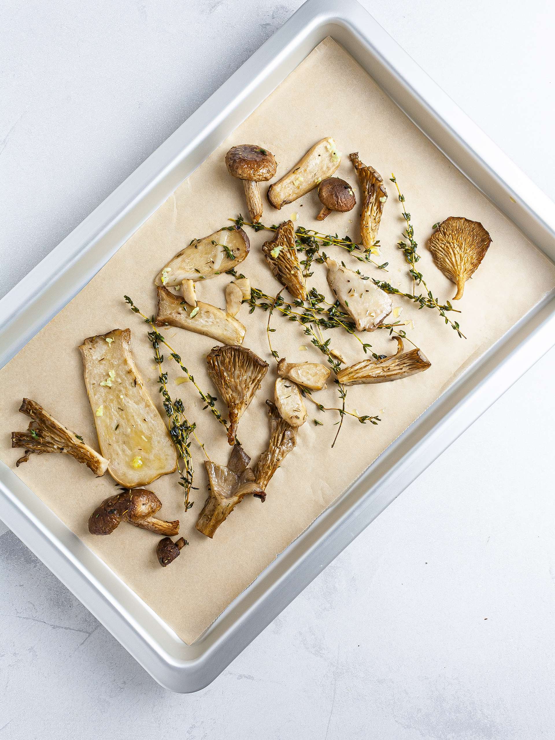 Roasted oyster and shiitake mushrooms with thyme