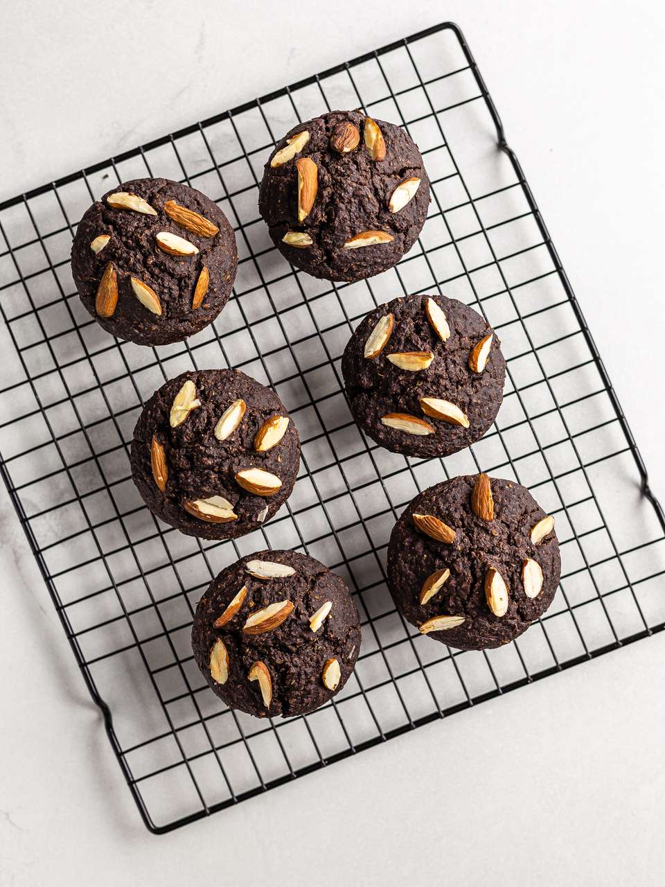 {Vegan, HighProtein} Chocolate Quinoa Muffins Foodaciously