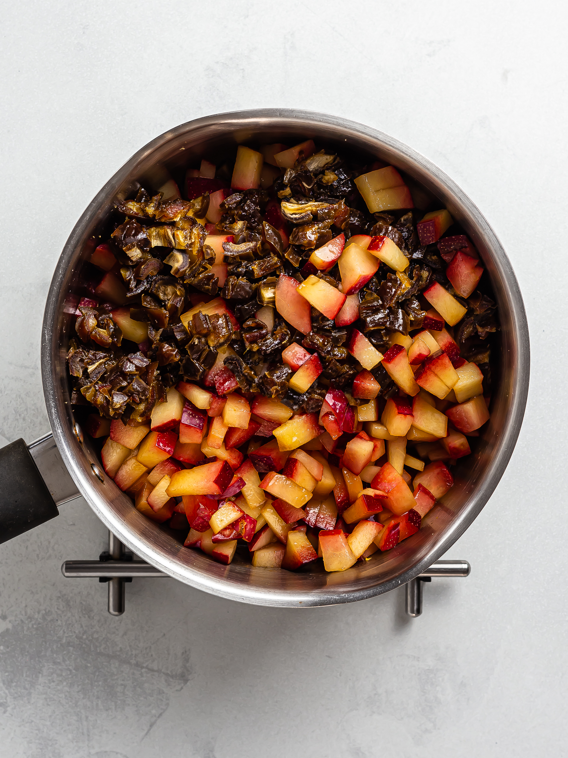 plum and dates for chutney