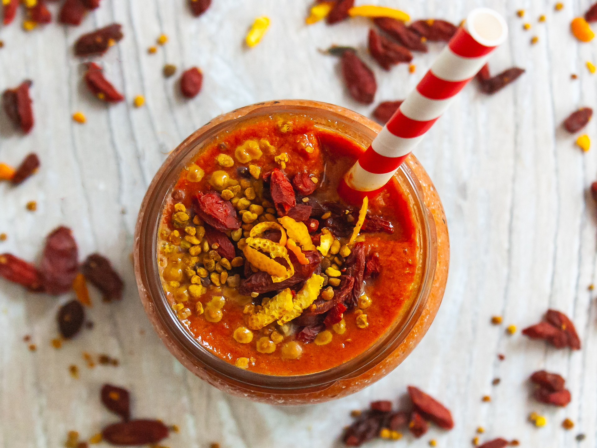 Banana Almond Milk Smoothie with Immune Boosting Goji Berry