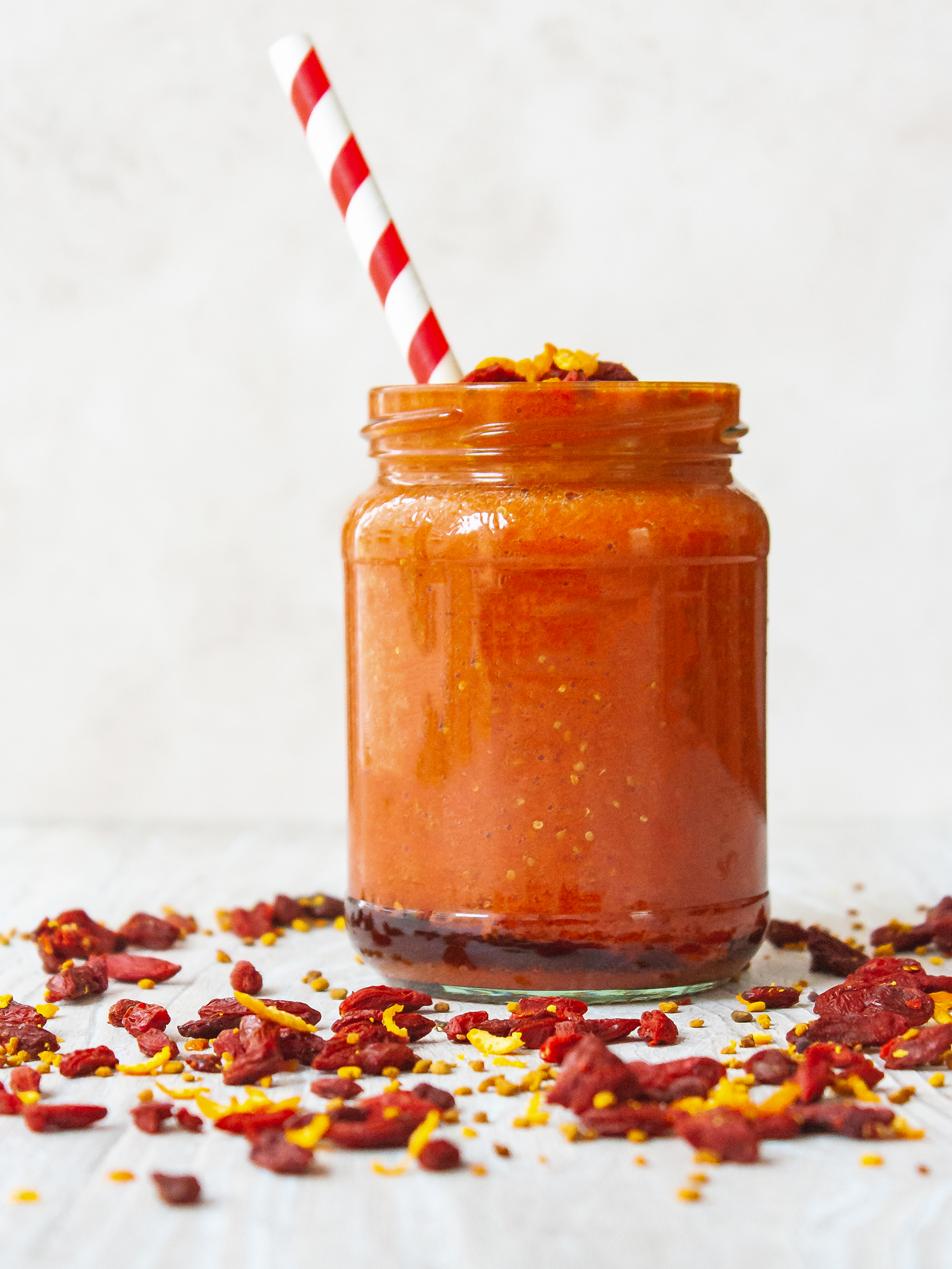 Banana Almond Milk Smoothie with Immune Boosting Goji Berry