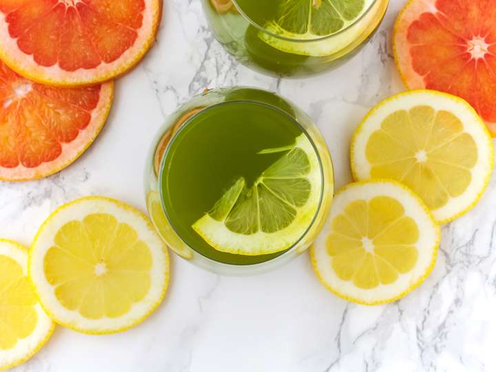 Detox Grapefruit Spirulina Lemonade with Turmeric Foodaciously
