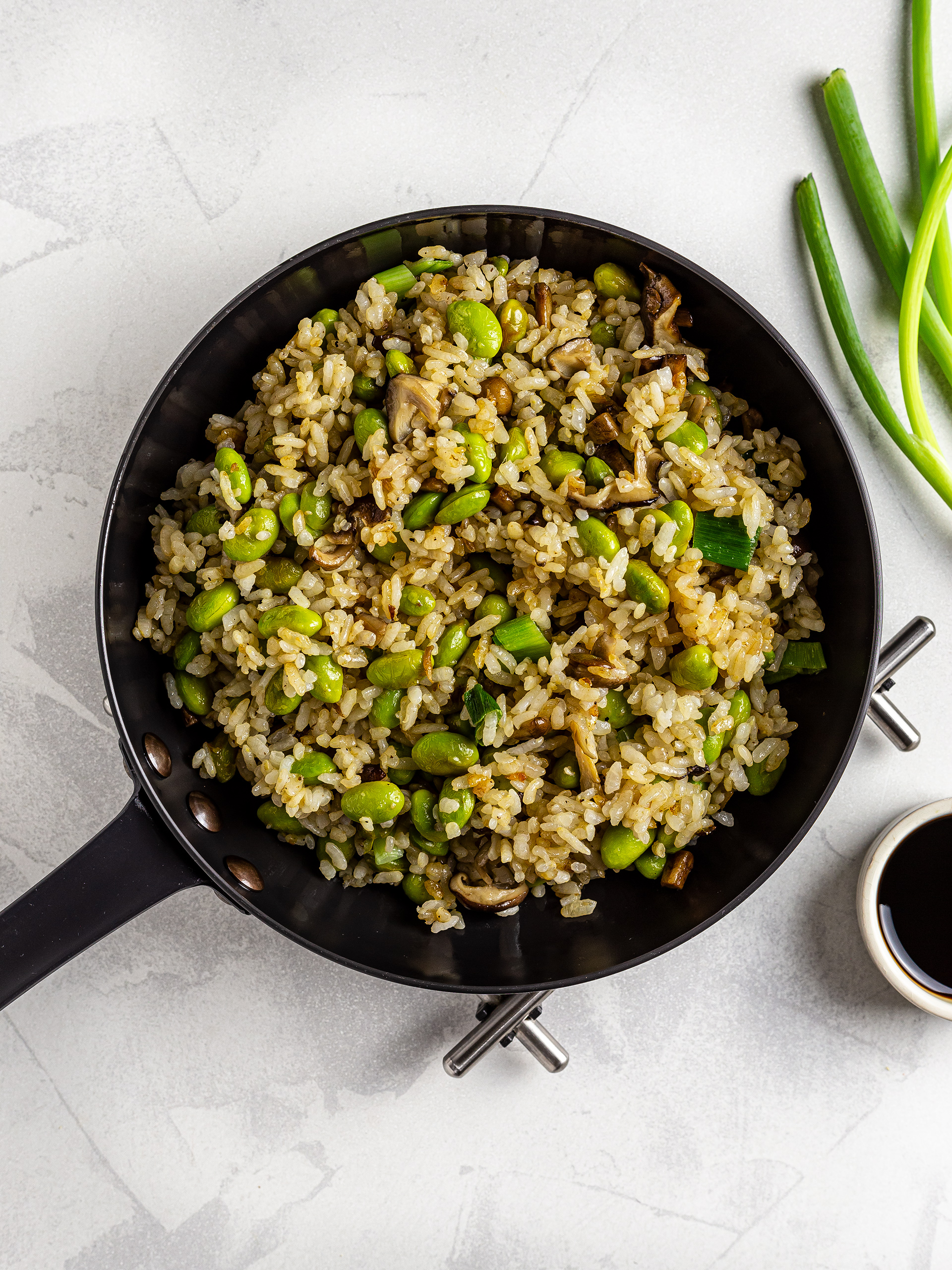 Japanese garlic rice with soy sauce and spring onions