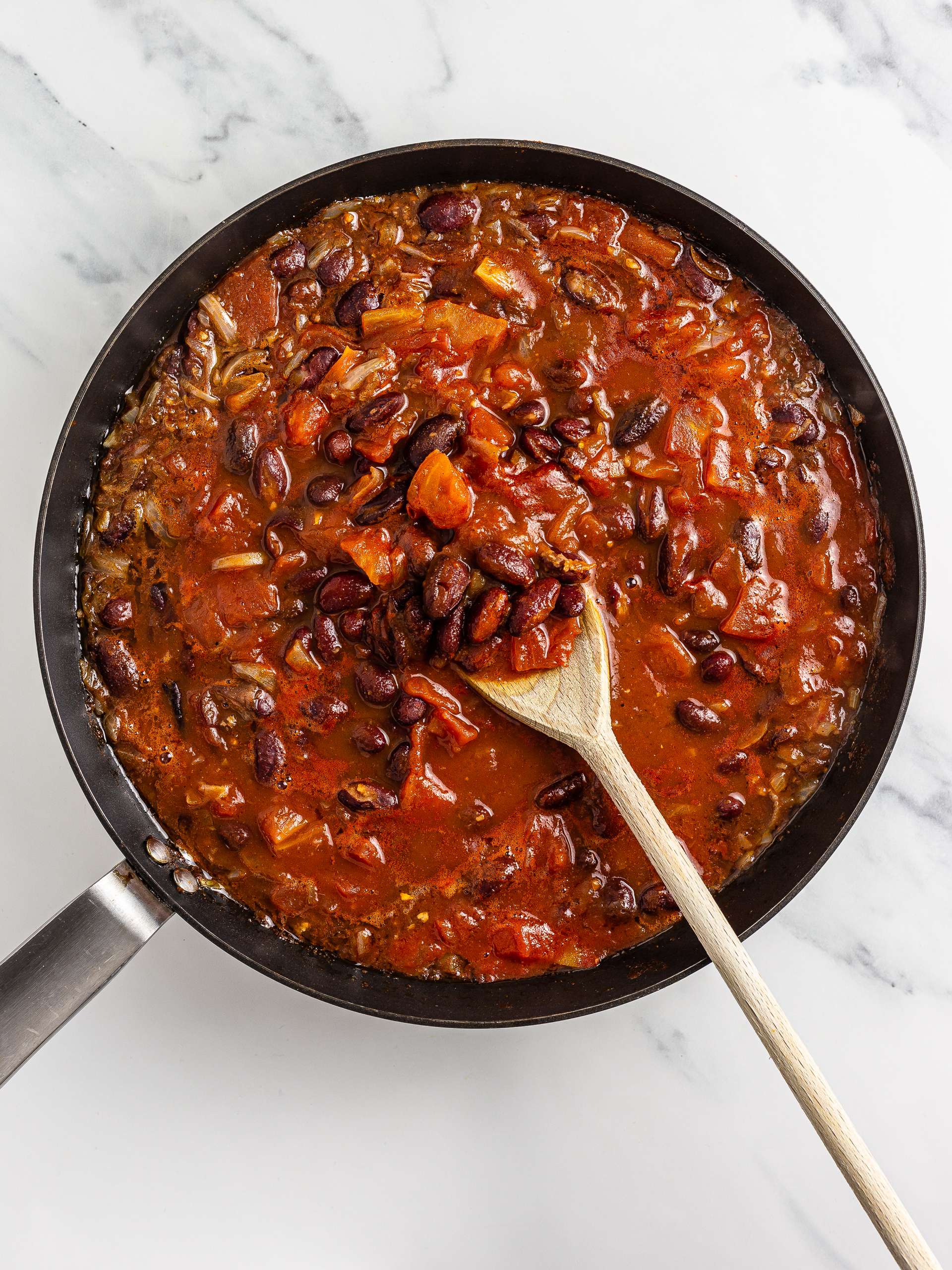 red kidney beans and tomato stew