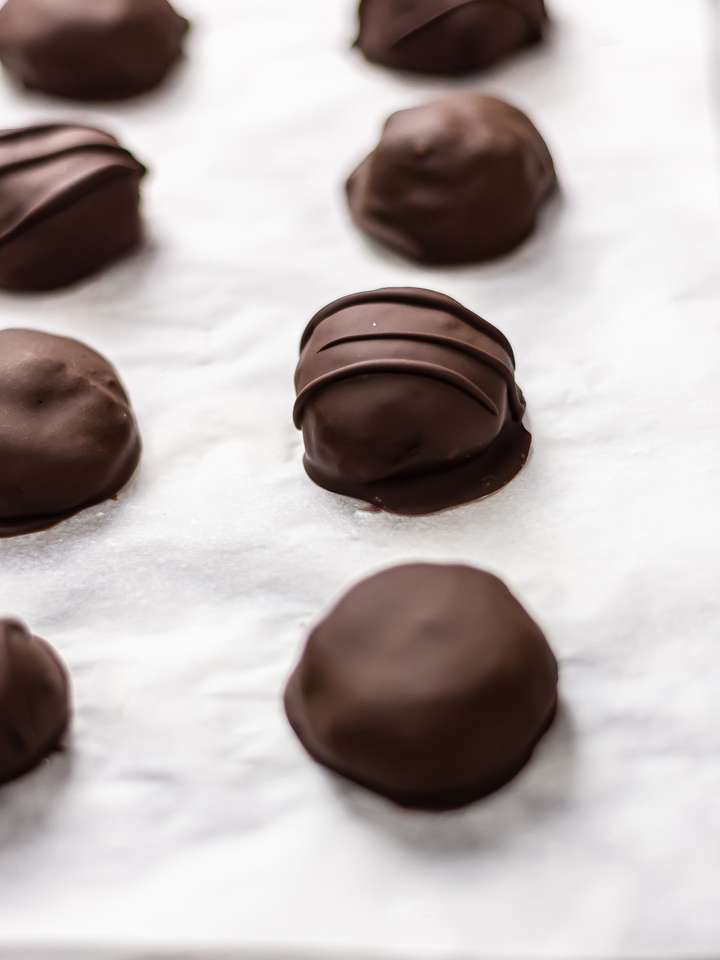 Chocolate-Coated Mochi Truffles | Foodaciously