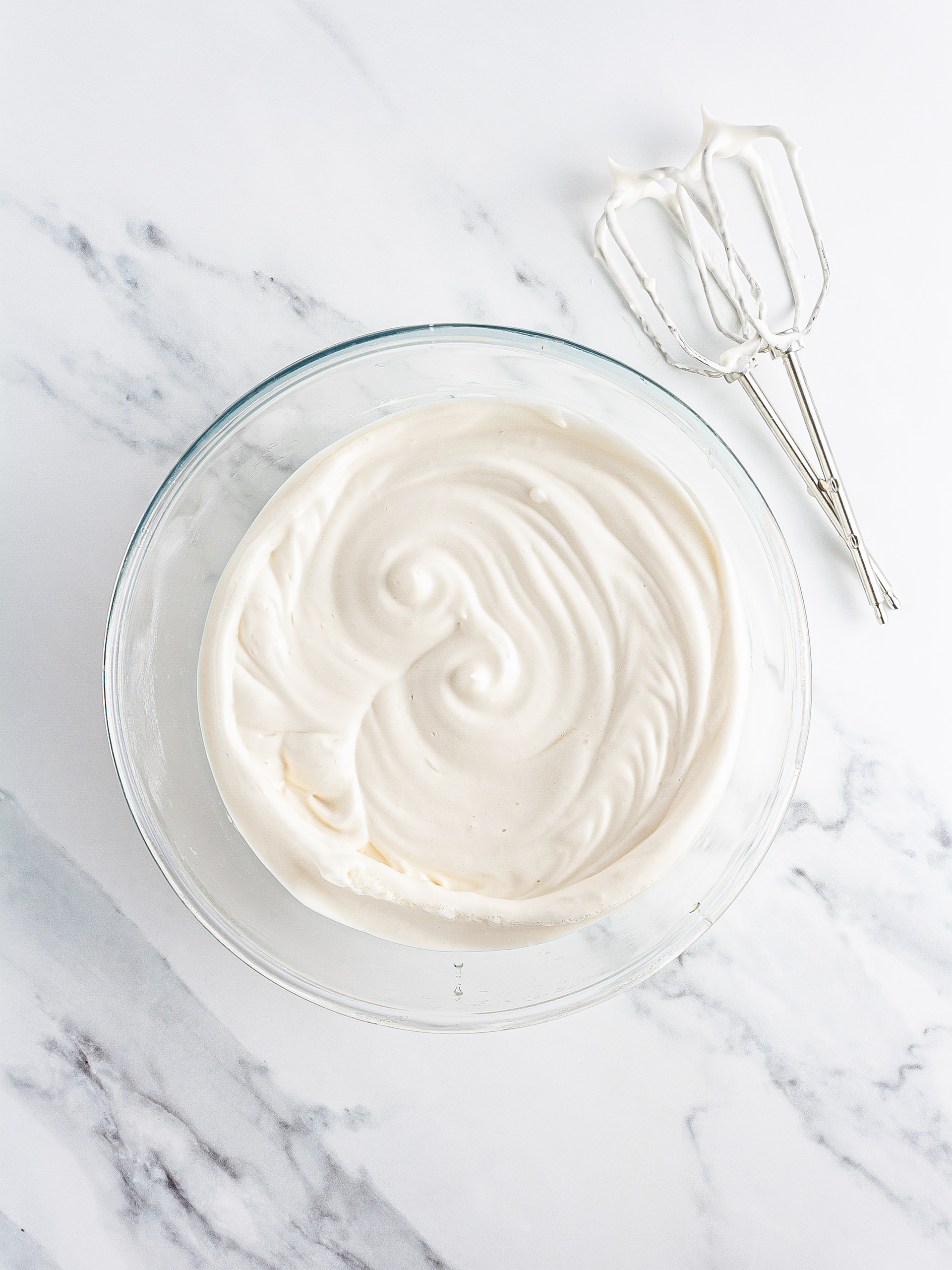 Whipped egg whites for meringue