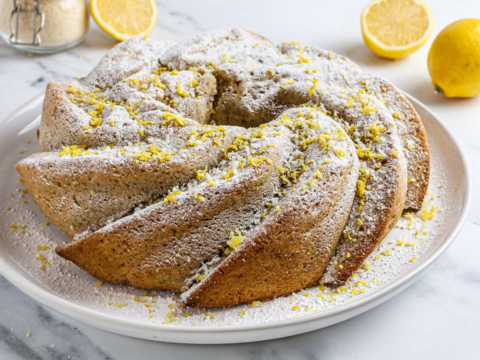 https://cdn.foodaciously.com/static/recipes/65d1815d-9756-41ec-9939-5297dcbccf0b/keto-vegan-lemon-pound-cake-0d0b820fdee64f1cb16edb671afb9286-960.jpg