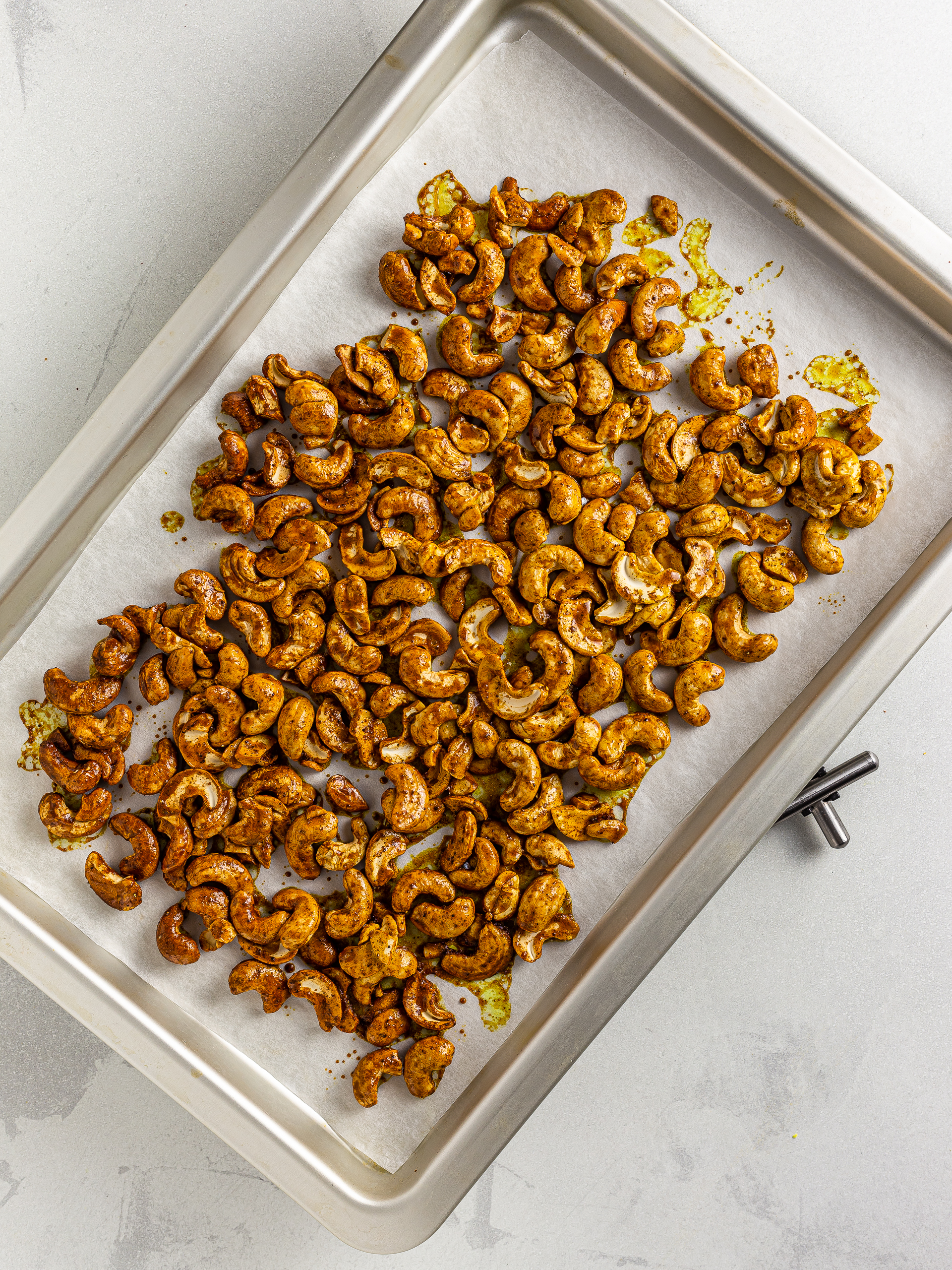 Turmeric Honey-Roasted Cashews