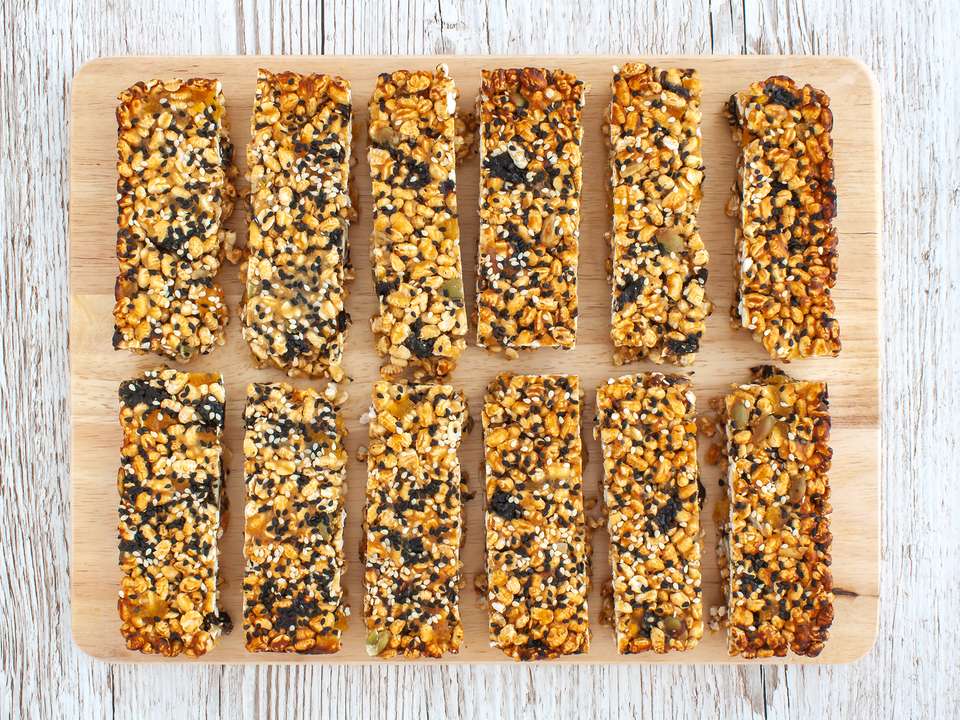 Sesame Puffed Rice Bars Recipe Foodaciously