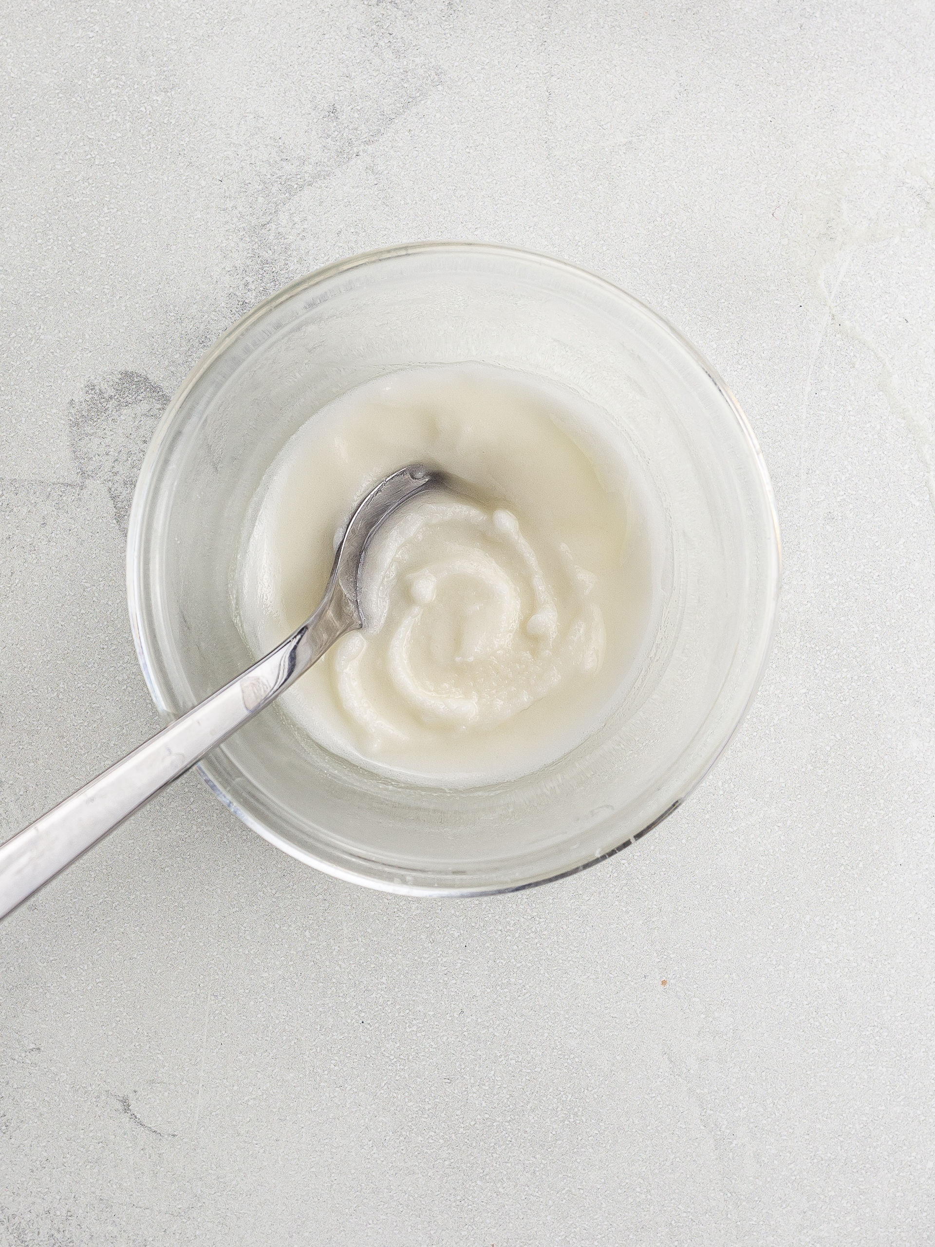 erythritol glaze icing in a pot