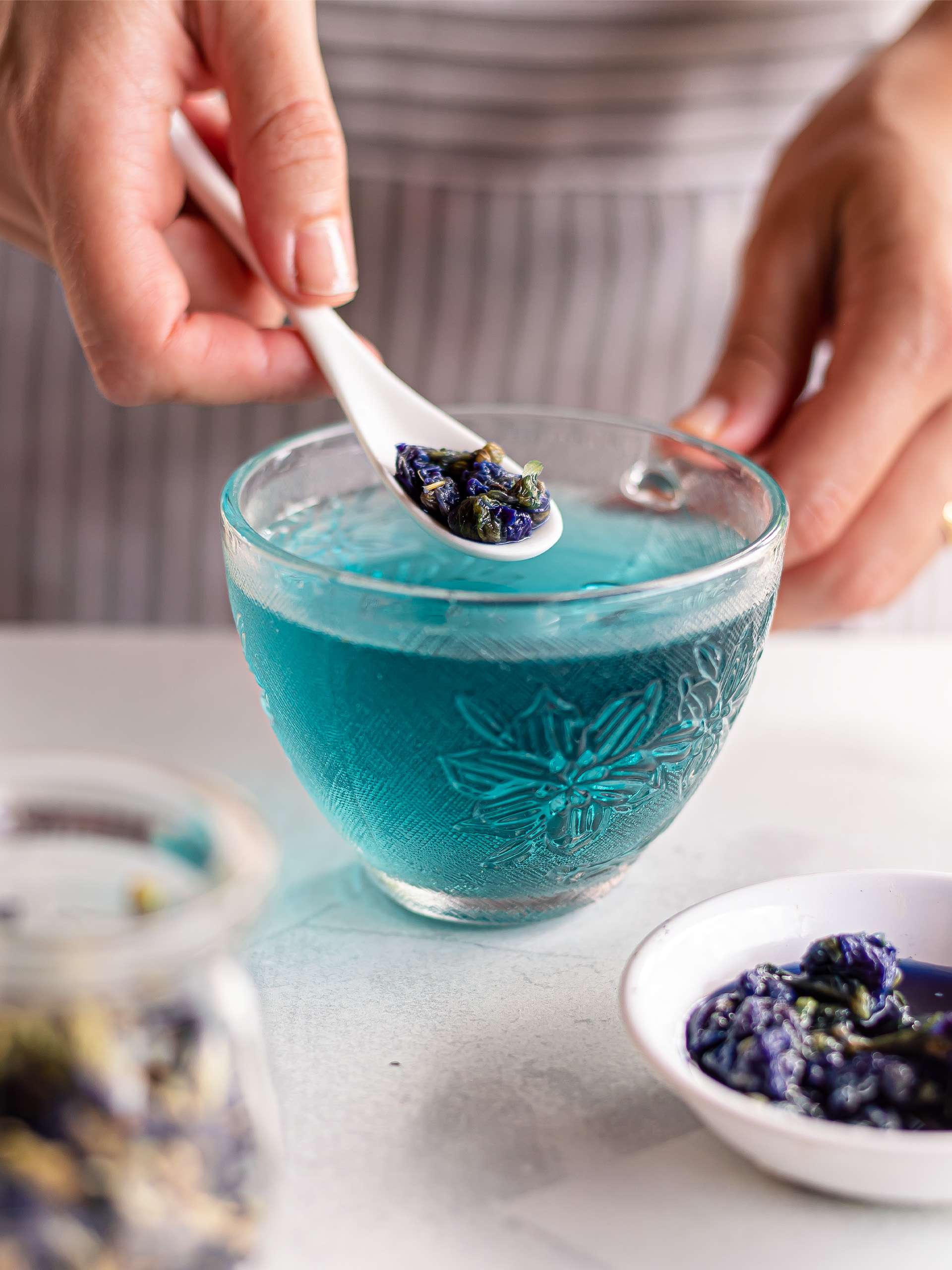 blue tea made with dried butterfly pea flowers