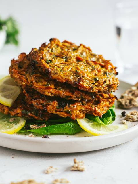 Vegan Oven-Baked Carrot Hash Browns | Foodaciously