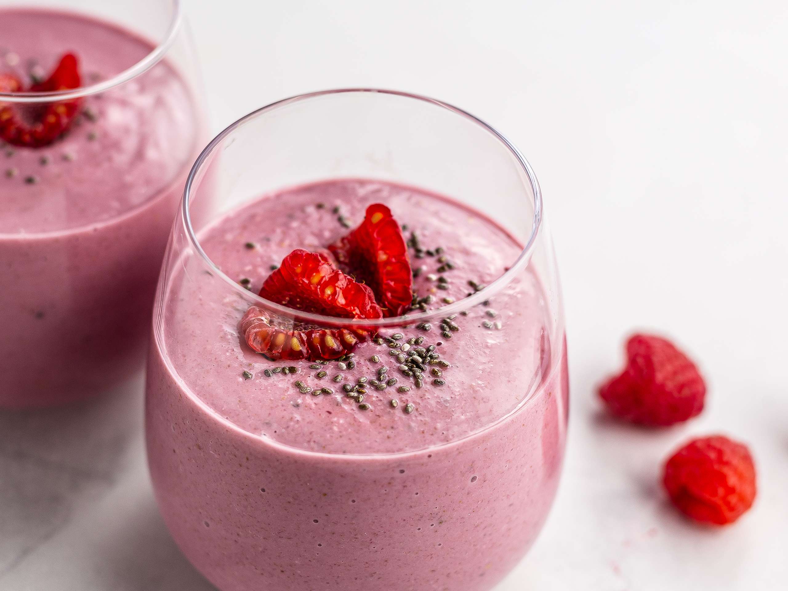 High Fibre Smoothie With Chia Seeds Foodaciously