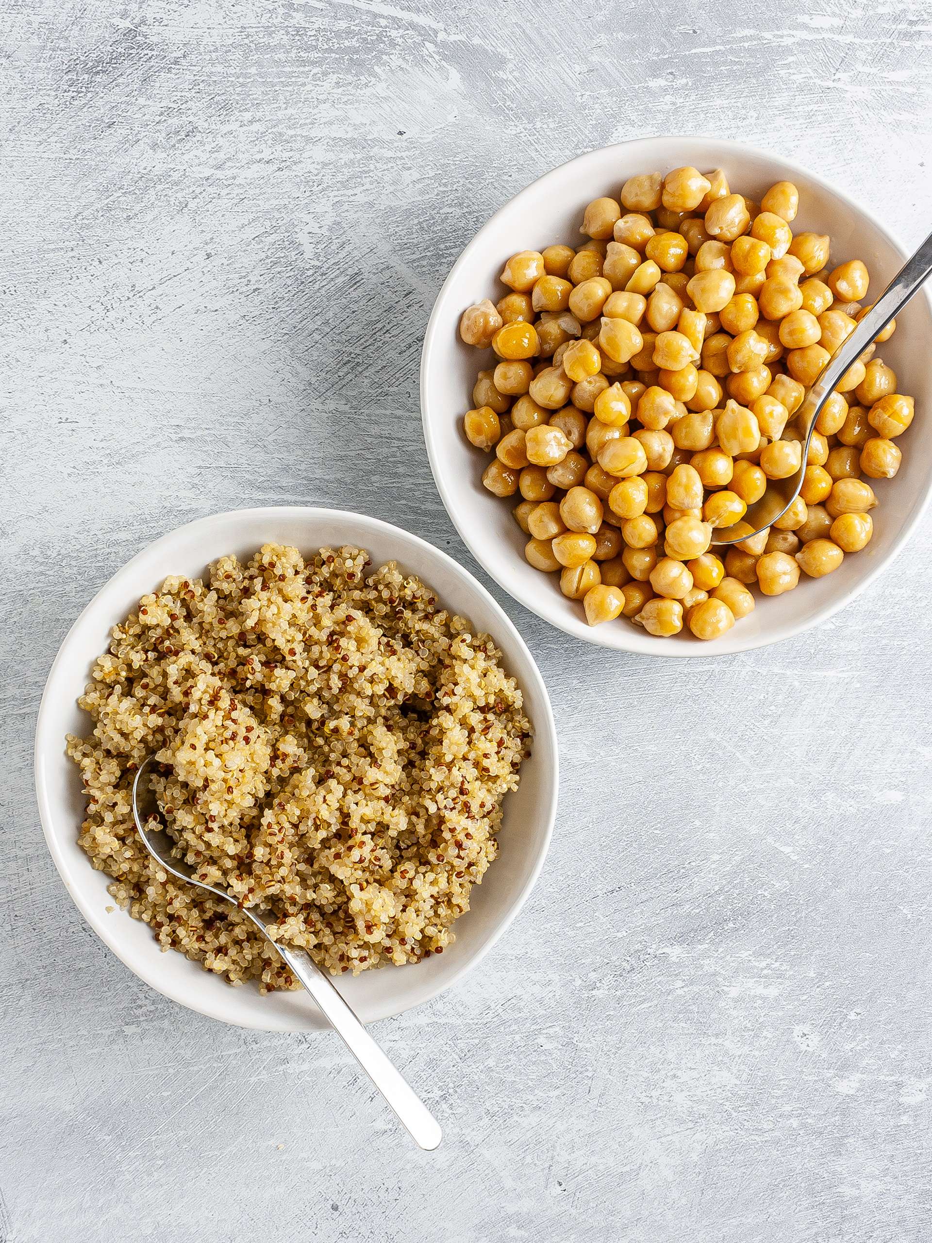 Cooked quinoa and chickpeas