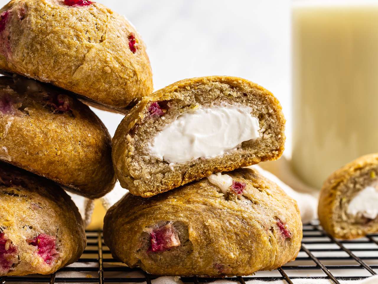 Vegan Strawberry Cheesecake Cookies | Foodaciously