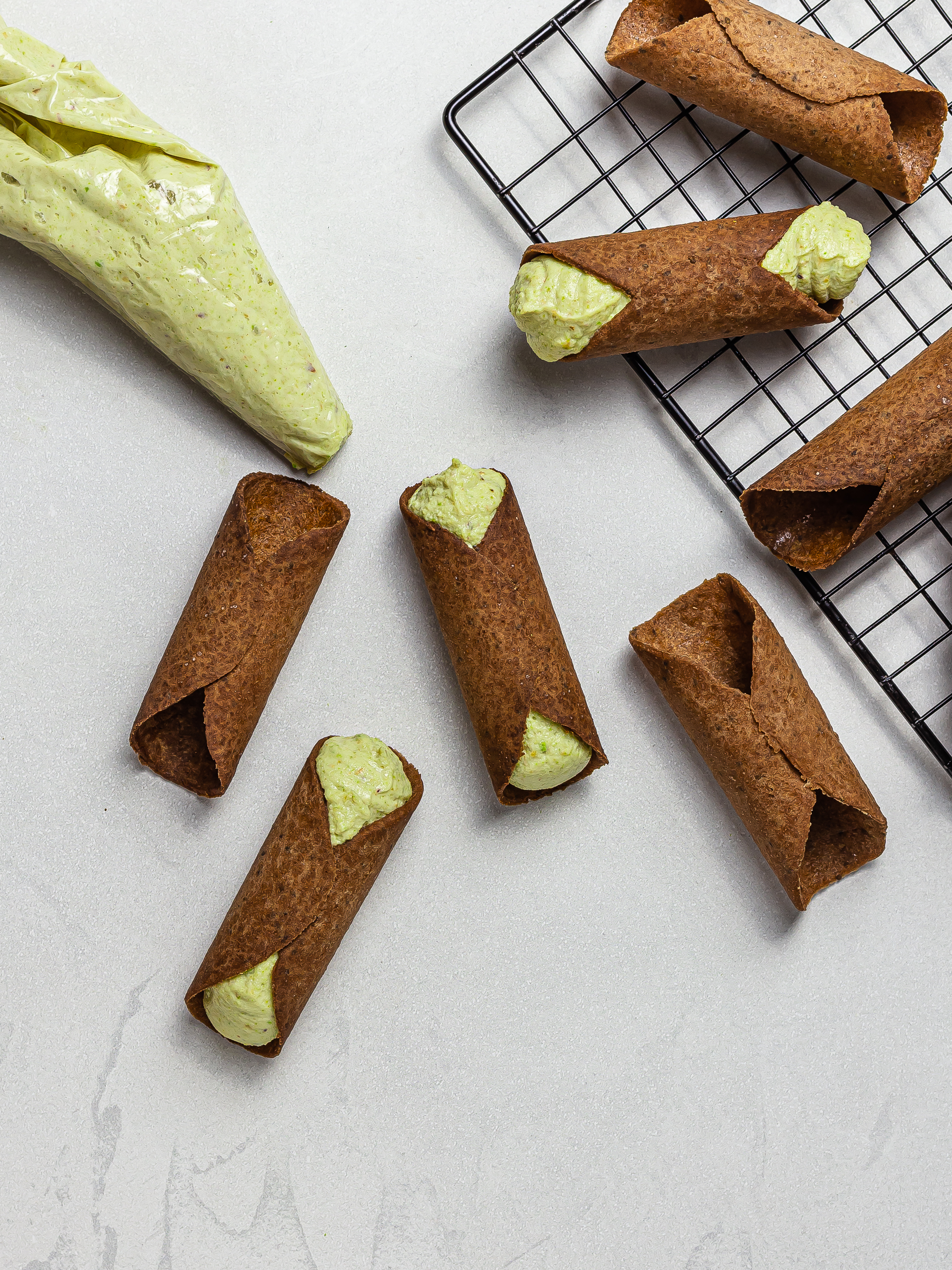 gluten-free cannoli with pistachio filling