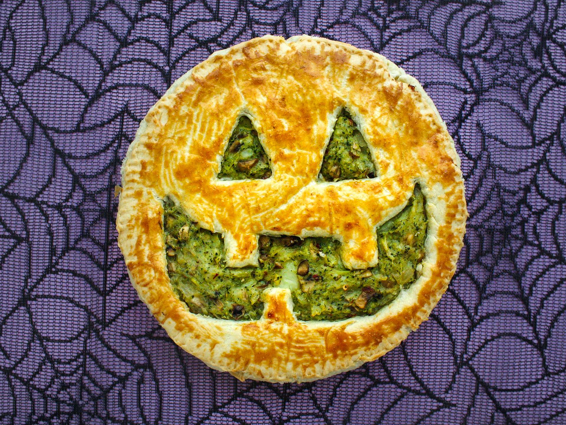 Easy Vegan Halloween Party Pie 