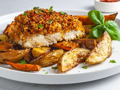 Oven-Baked Hake in Spicy Breadcrumbs | Foodaciously