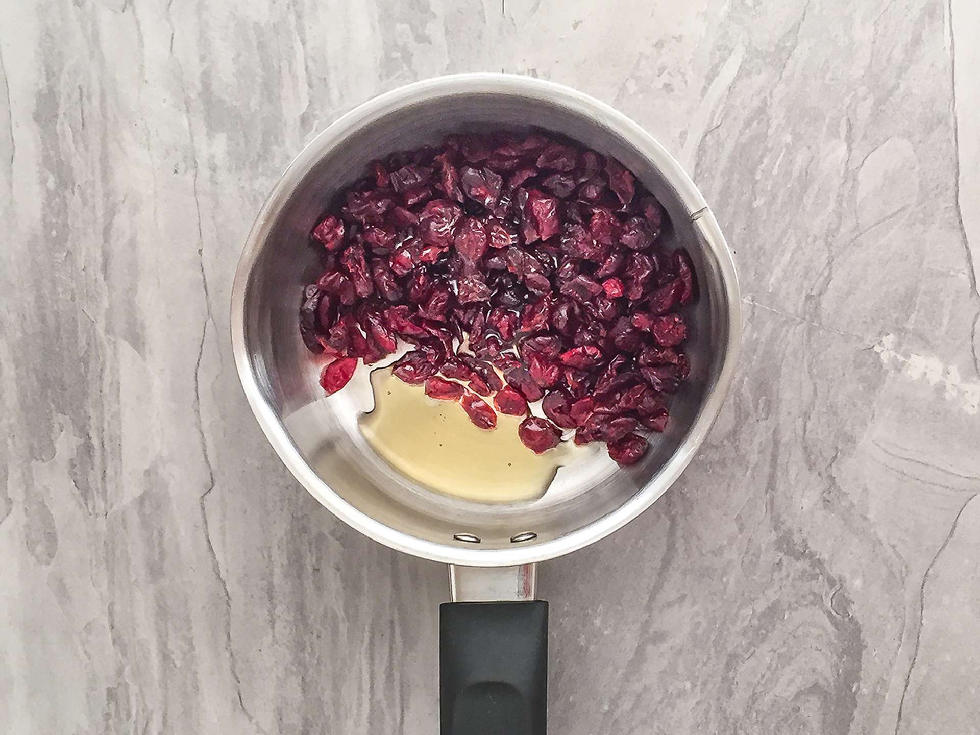 Step 1.1 of Low Carb Dried Cranberry Sauce without Sugar