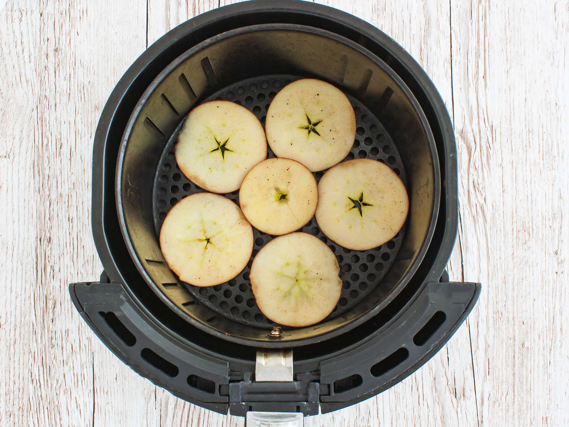 Step 2.1 of Air Fryer Apple Chips