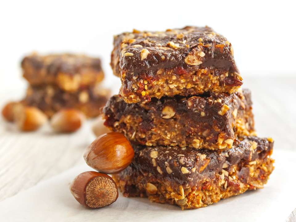Vegan High Protein High Fiber Date Energy Bars | Foodaciously