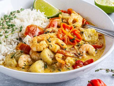 Caribbean Prawn and Banana Curry Recipe | Foodaciously