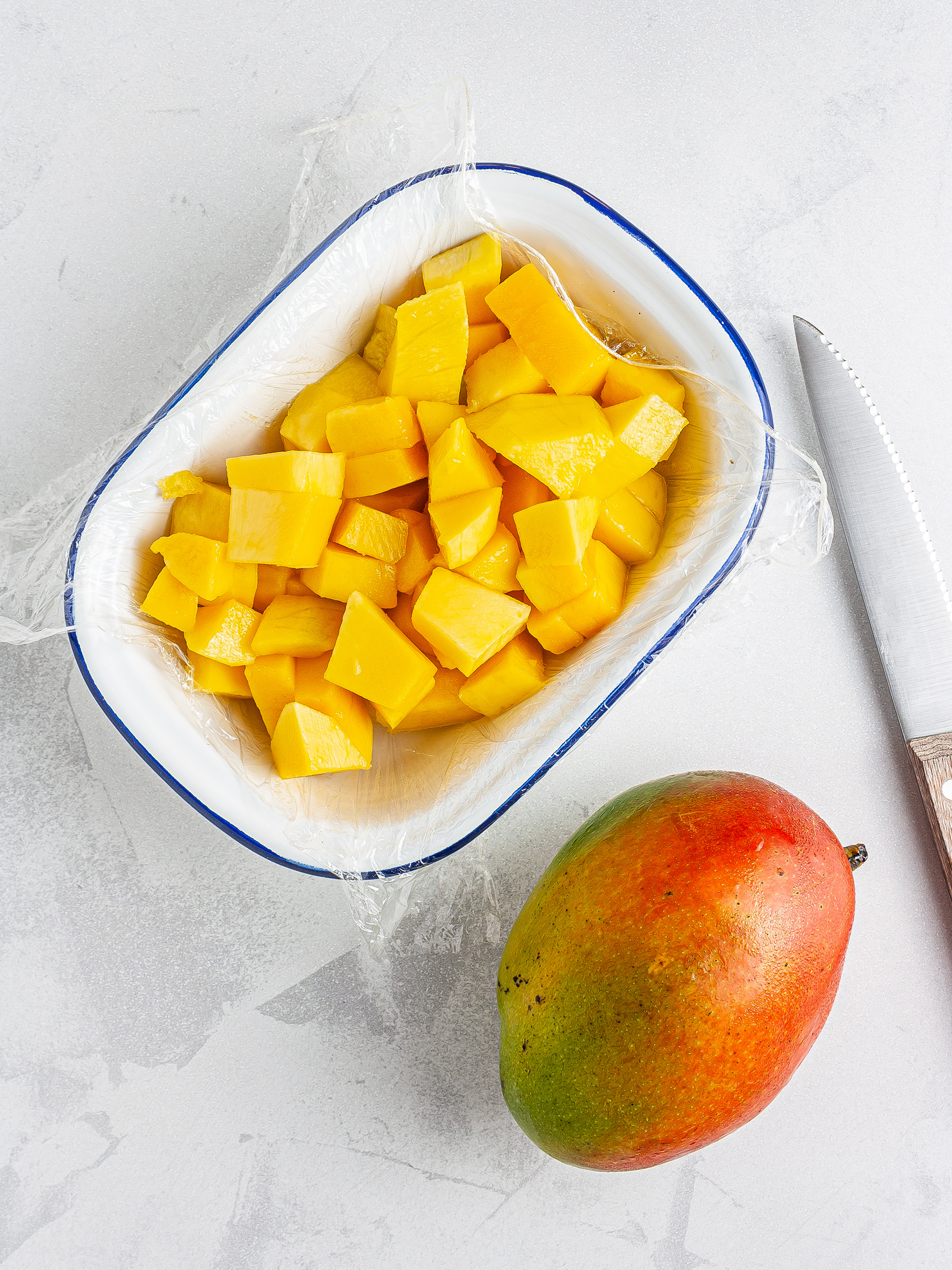 Chopped mangoes 