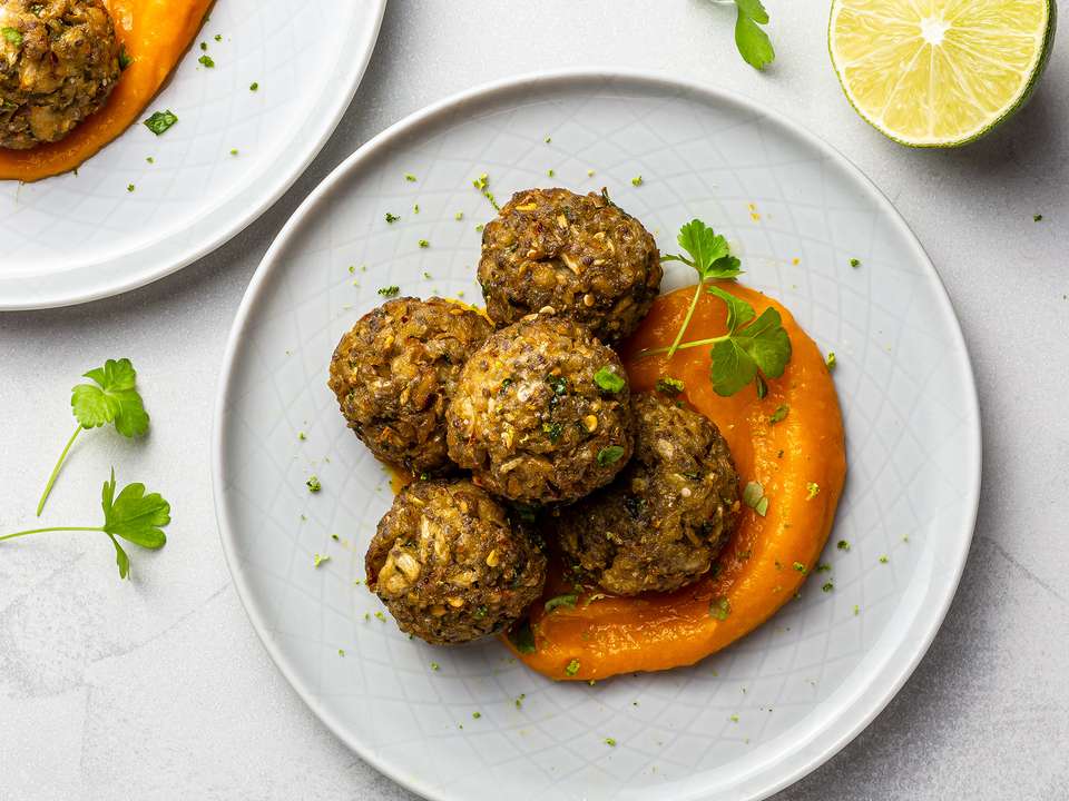 {Vegan, GF} King Oyster Mushroom Meatballs | Foodaciously