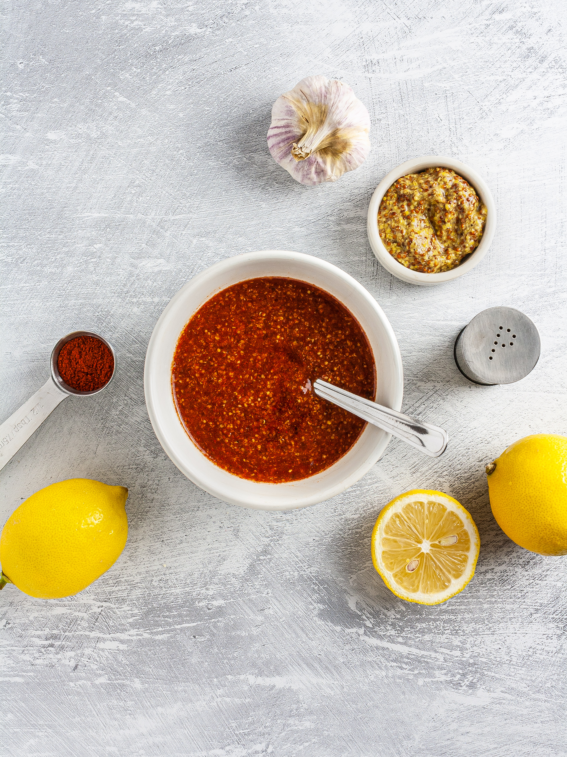 Honey, mustard, and paprika glaze mixture