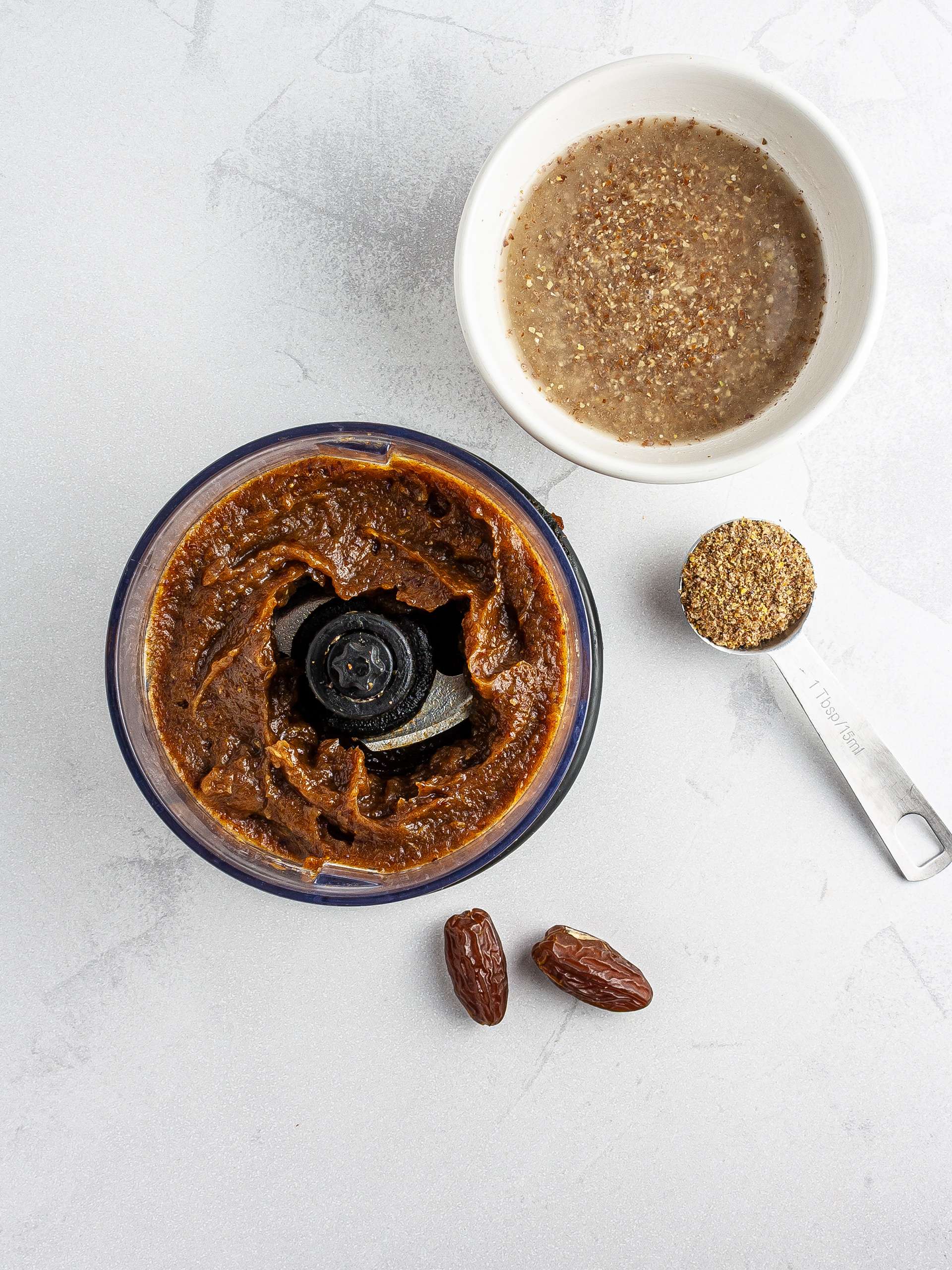 Blended dates and soaked flaxseeds.