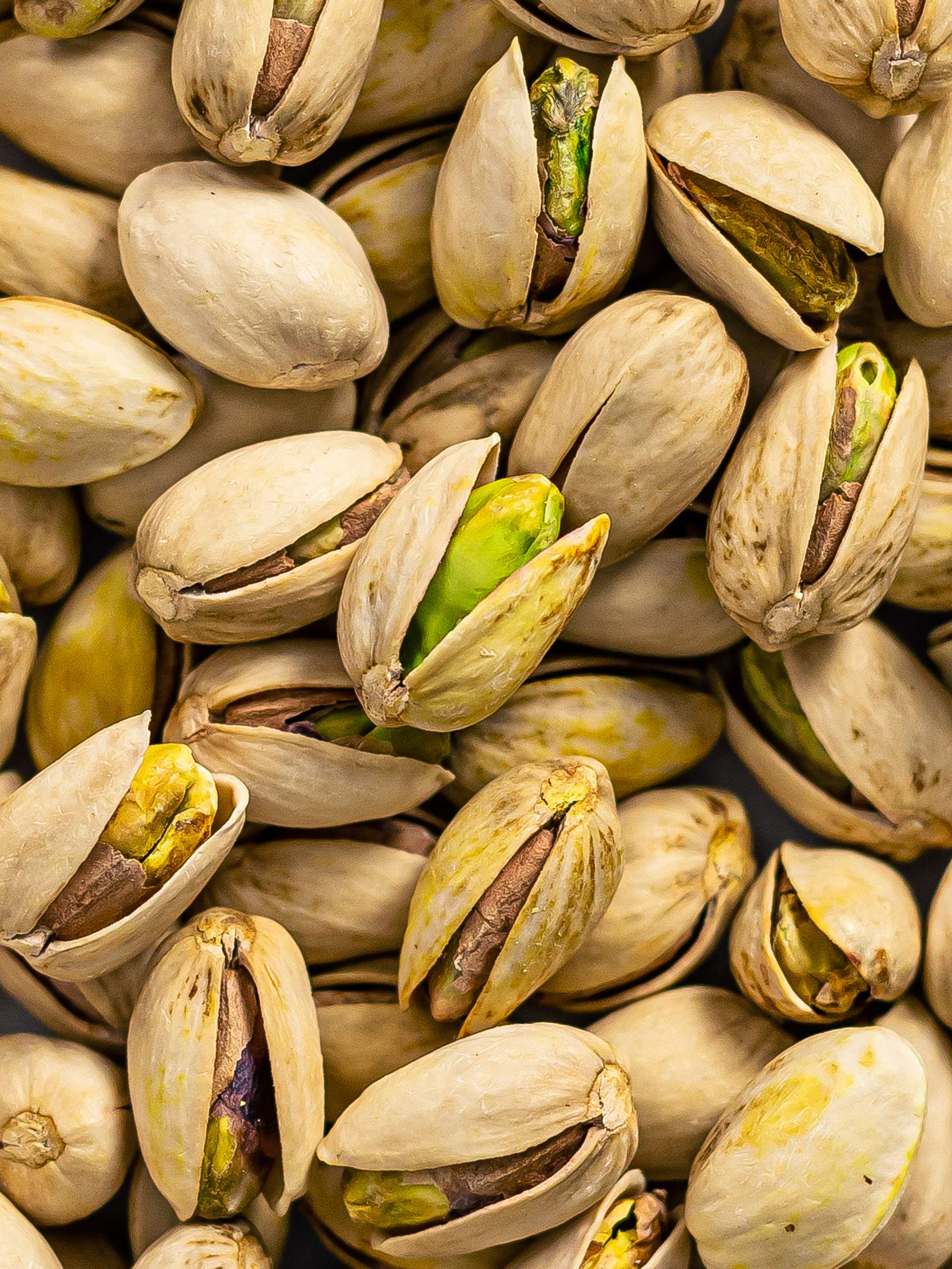 3 Reasons Why You Should Add Pistachios To Your Diet