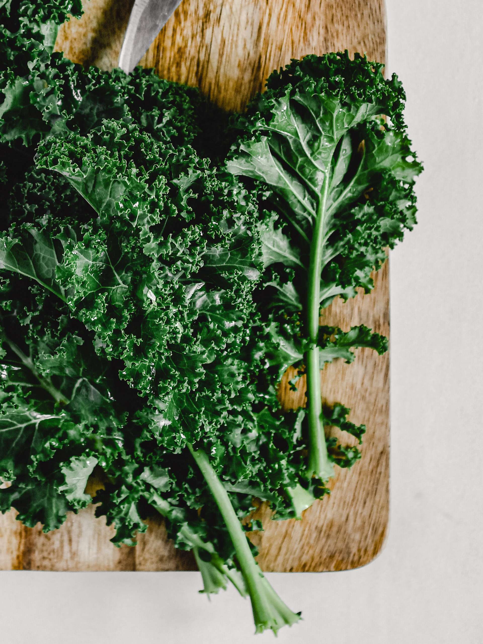 Is Kale a Superfood? Here's why you can actually eat too much : The Hearty  Soul