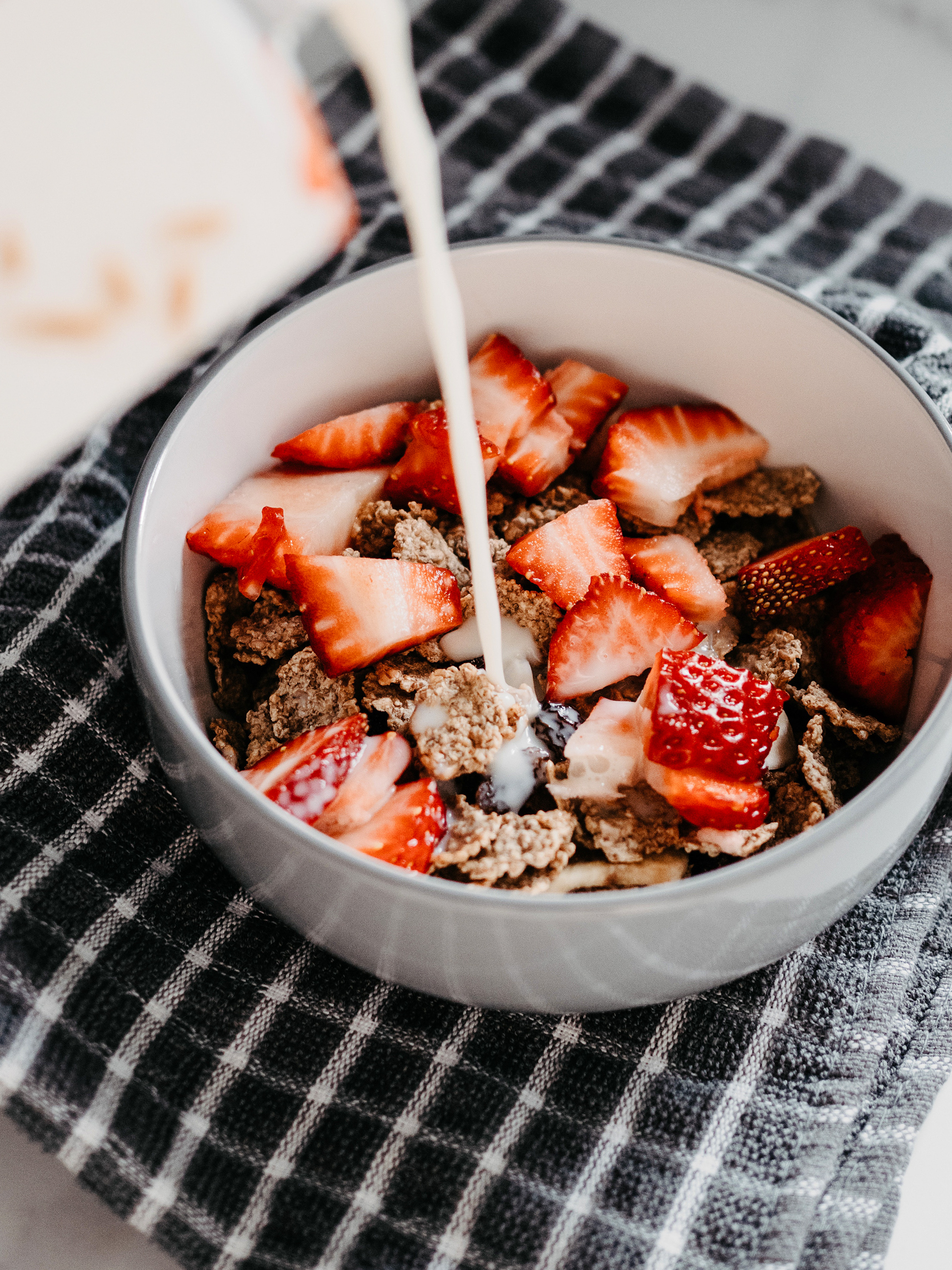 4 Health Benefits of Strawberries & Recipe Ideas